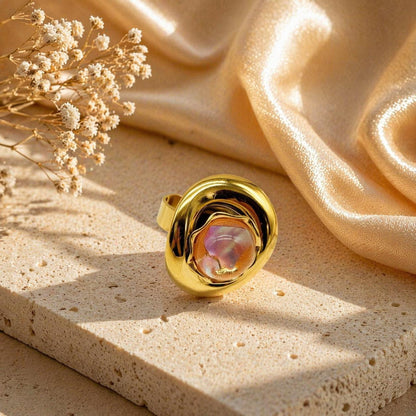 Anello Elegance Dorato con Pietra Azzurra