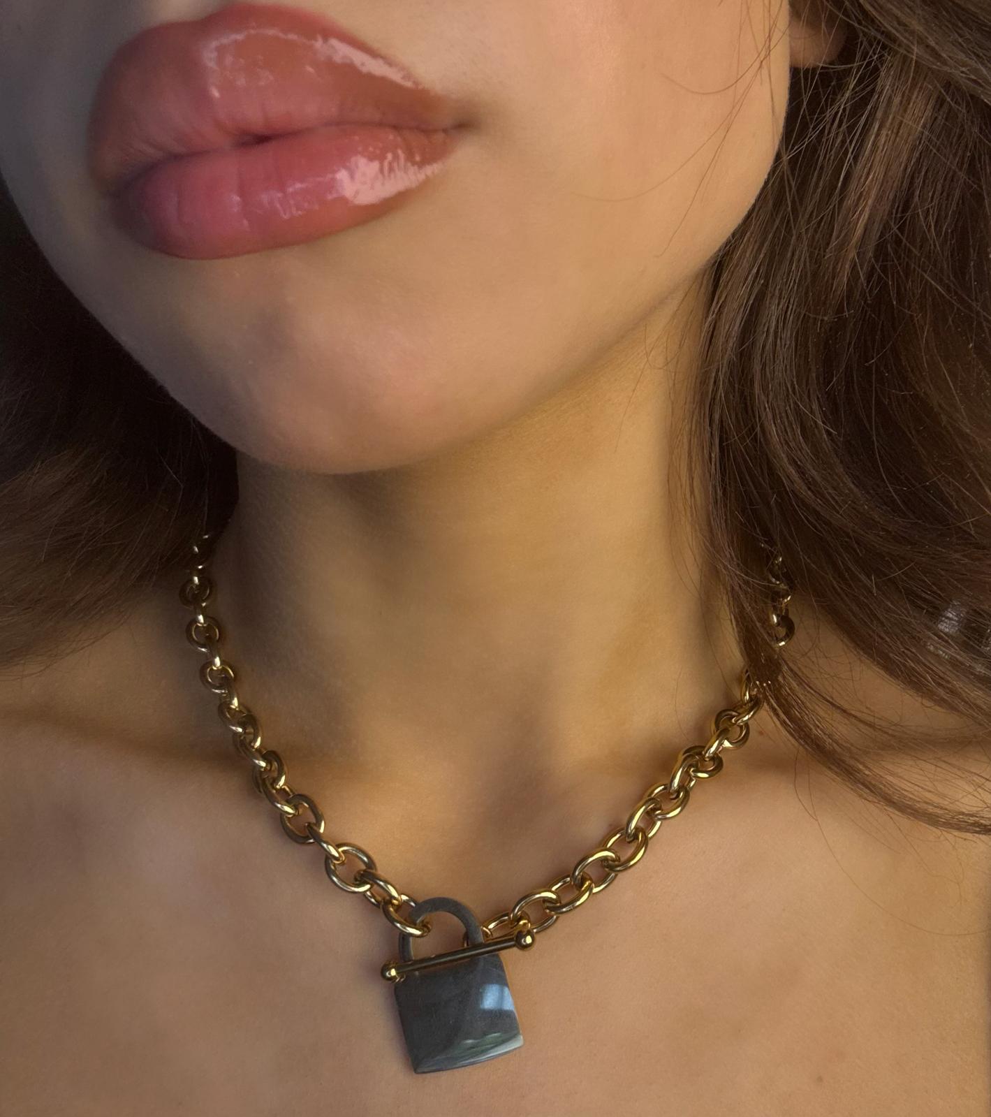 Collana Catena Dorata con Chiusura T-Bar Minimal in Acciaio Inossidabile Design Moderno e Raffinato Perfetta per Uso Quotidiano e Look Trendy