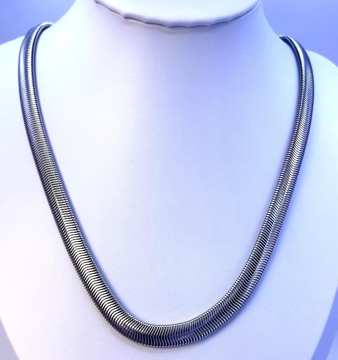 Aurea Herringbone Necklace - waterproof