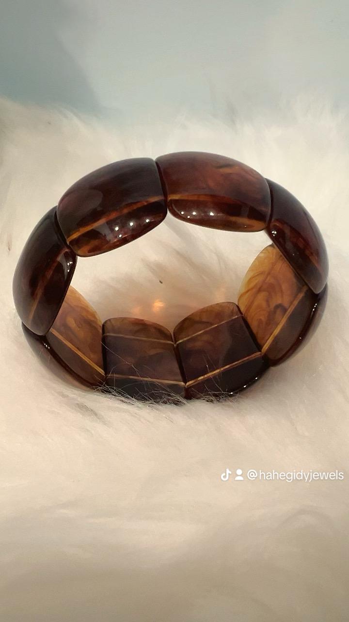 Bracciale con Design Moderno