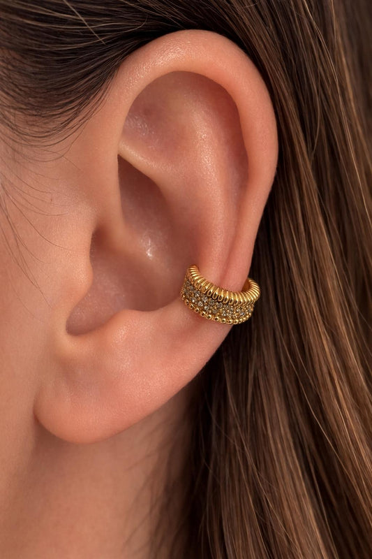 Luxe Ribbed Ear Cuff - tarnish resistant
