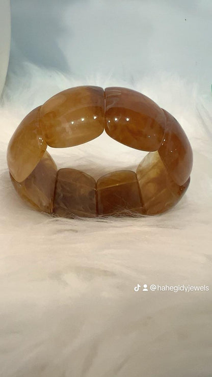 Bracciale con Design Moderno
